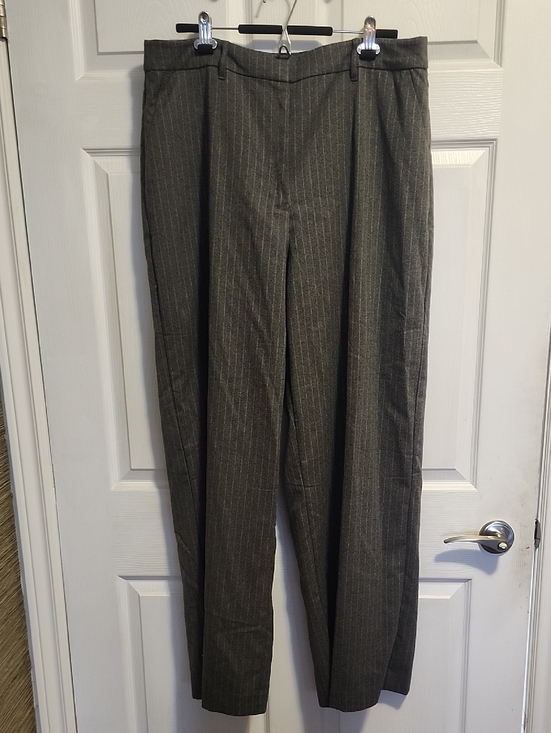 Reitmans Pants - Reitmans Gray Pinstripe Wide Leg Dress Pants